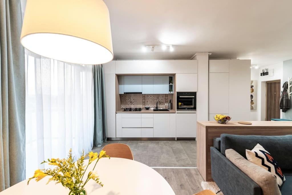 Apartment Vivalia V6, Free Private Parking Timisoara Exterior photo